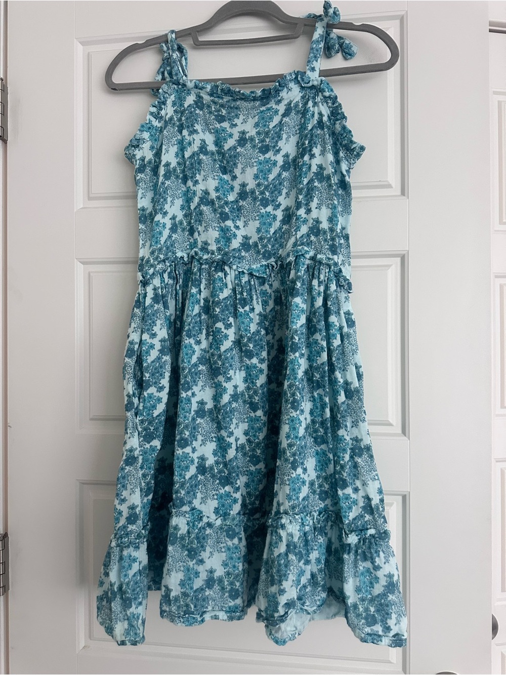 Kate Quinn - Blue Dress